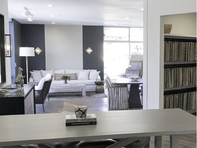 Hunter Douglas Dealer Image
